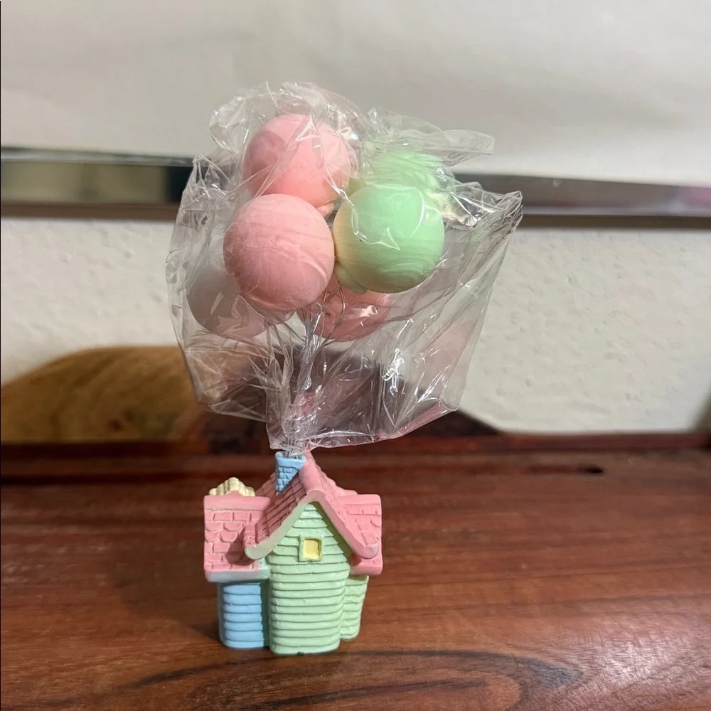 miniature house Car Dashboard Decoration Pink White Green Balloon Cake Topper